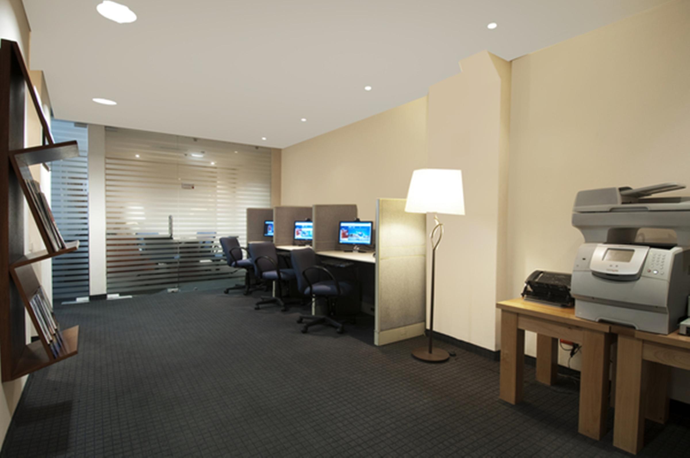 Fiesta Inn كويرنافاكا الاعمال الصورة